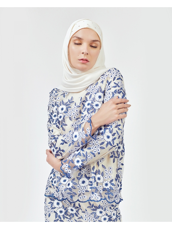 MADELINE - BLUE ON CREAM