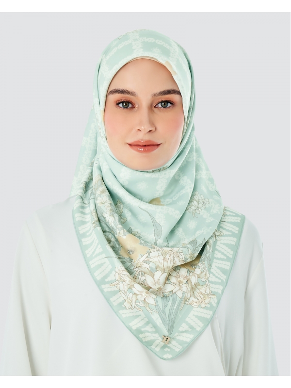 KHATIJAH CRYSTAL SQUARE - BABY BLUE