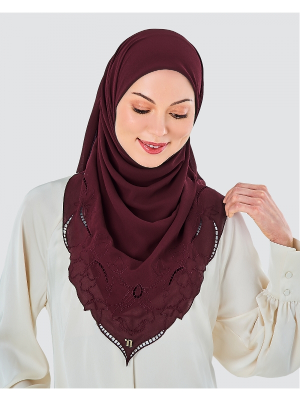 MAHSURI EMBROIDERED SQUARE - BURGUNDY