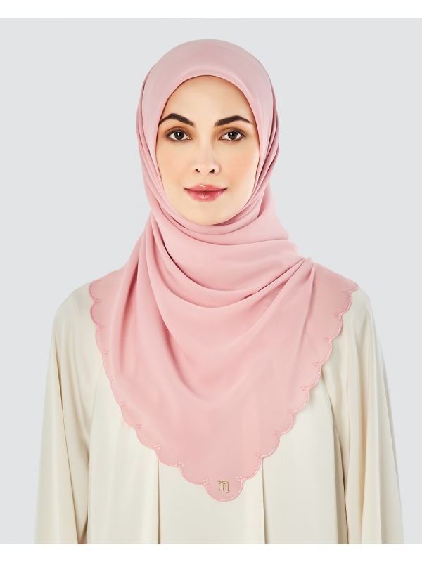 SALOMA EMBROIDERED TEXTURED SQUARE - BARELY PINK