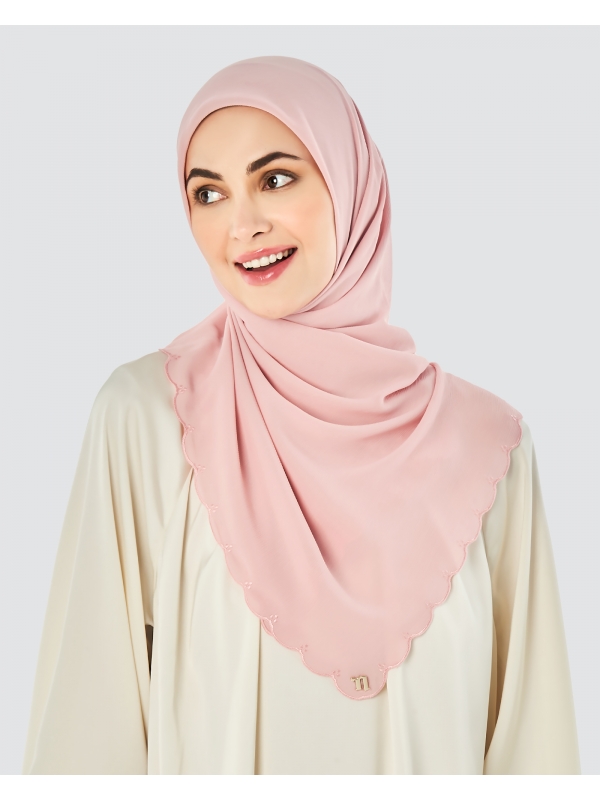 SALOMA EMBROIDERED TEXTURED SQUARE - PALE PINK