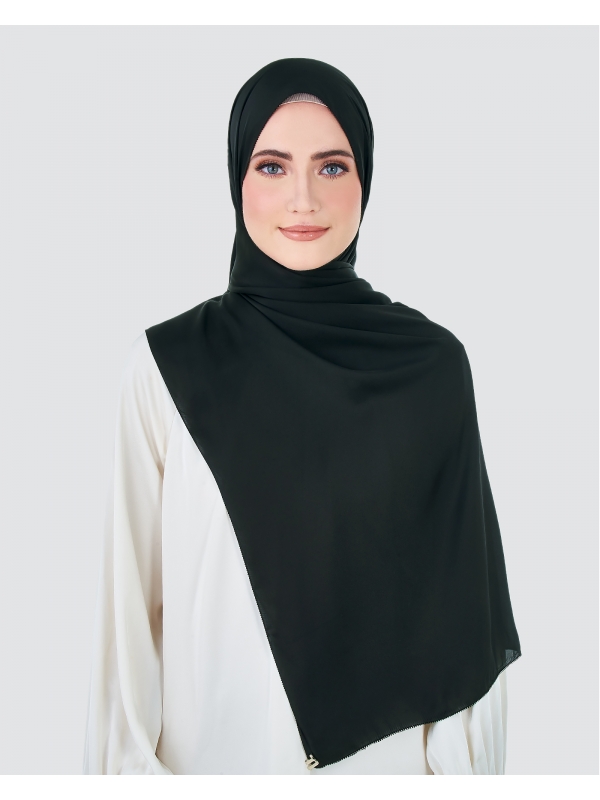 EILA SATIN SHAWL - BLACK