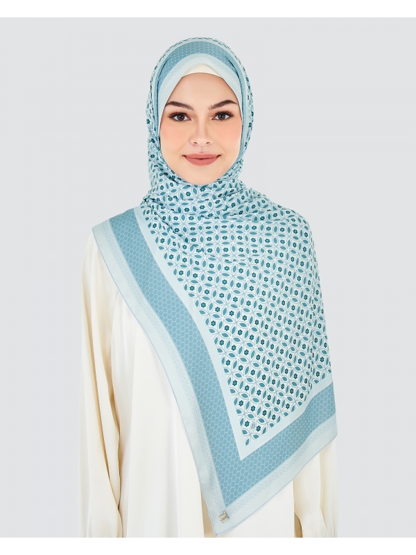 ECHO GEOMETRIC SHAWL - ICE BLUE