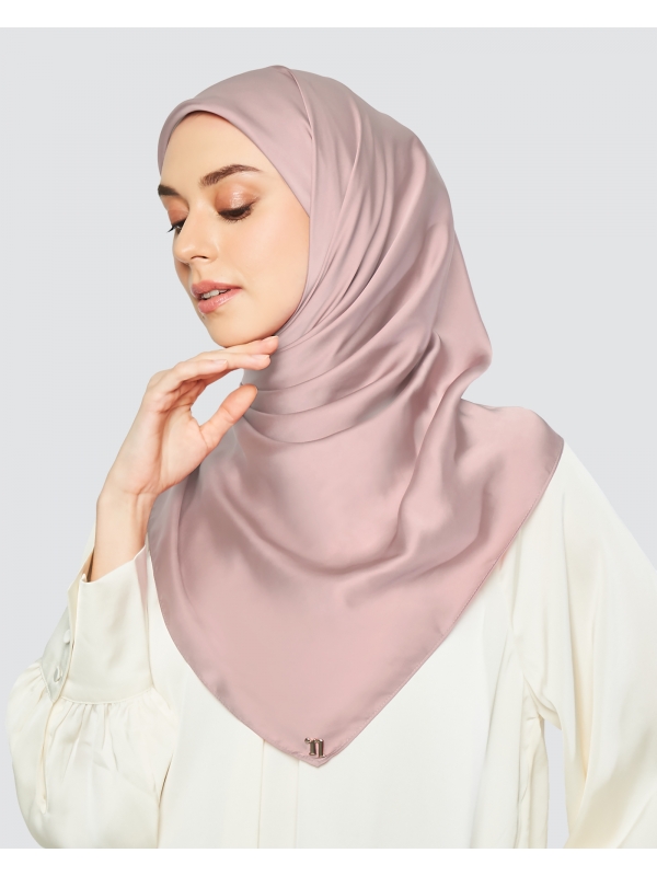 SWARA SATIN SQUARE - PEACH