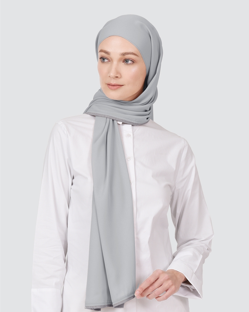 KATE PLAIN - PALE LIGHT GREY-BLUE
