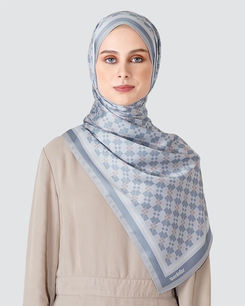 NOVA SHAWL - DUSTY POWDER BLUE
