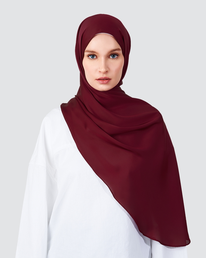 SWARA SATIN SHAWL  - BRIGHT BLOODRED
