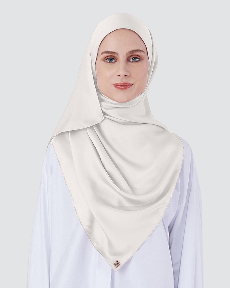 SWARA SATIN SHAWL - CREAM