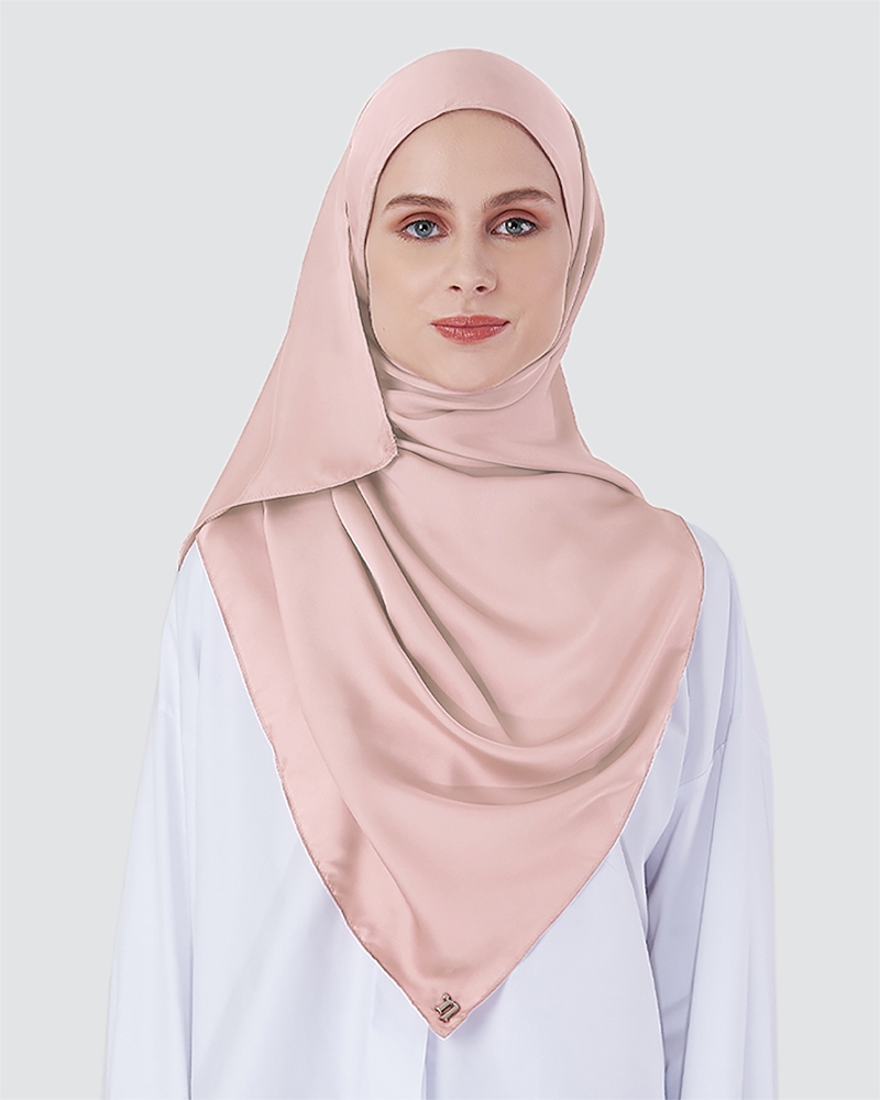 SWARA SATIN SHAWL - PEACH