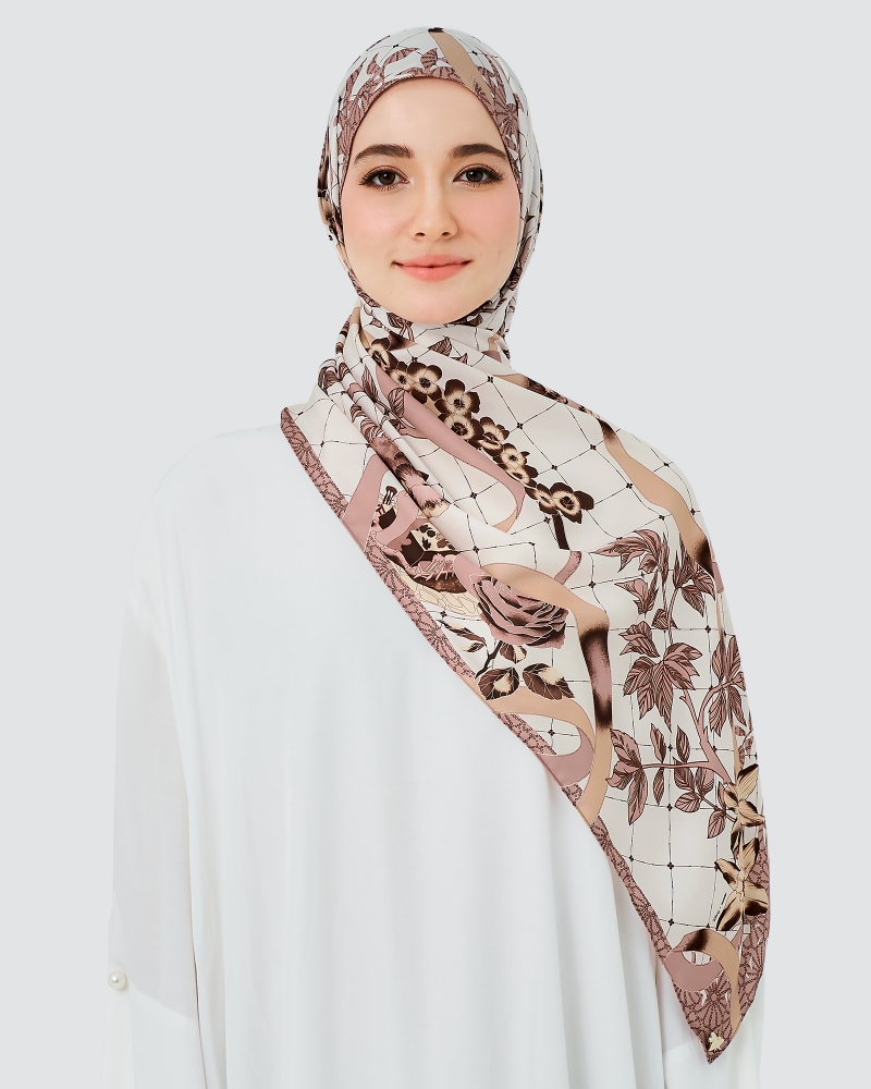 DISNEY X NAELOFAR - ALICE IN WONDERLAND SHAWL - BROWN