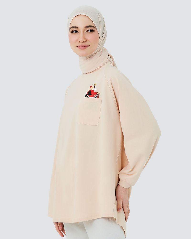 DISNEY X NAELOFAR - ALICE IN WONDERLAND QUEEN TOP