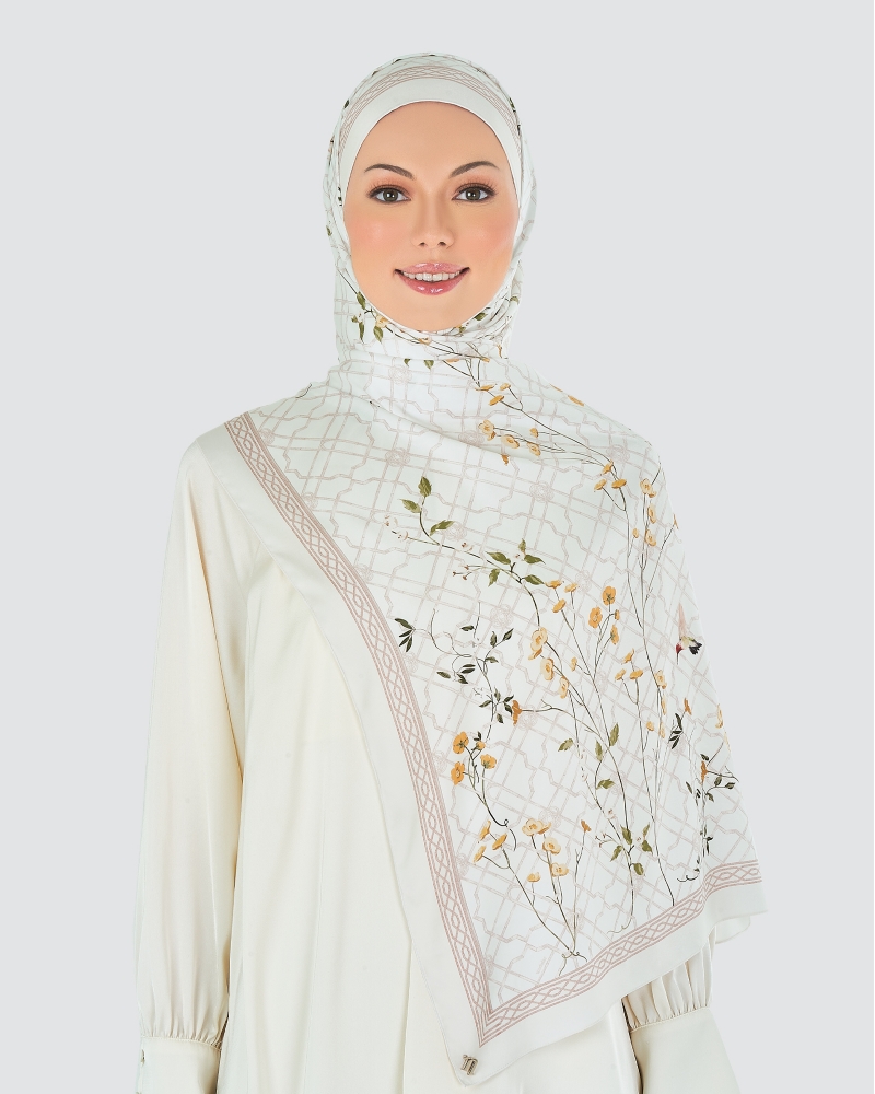 BAMBOO TRELLIS SATIN SHAWL - IVORY