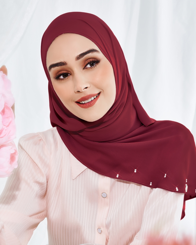 LADY WARDA CRYSTAL CHIFFON SHAWL - RUBY RED