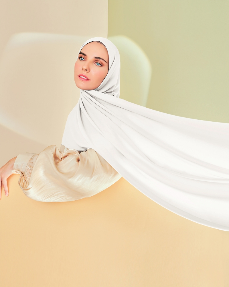 LONG CHIFFON SHAWL - WHITE