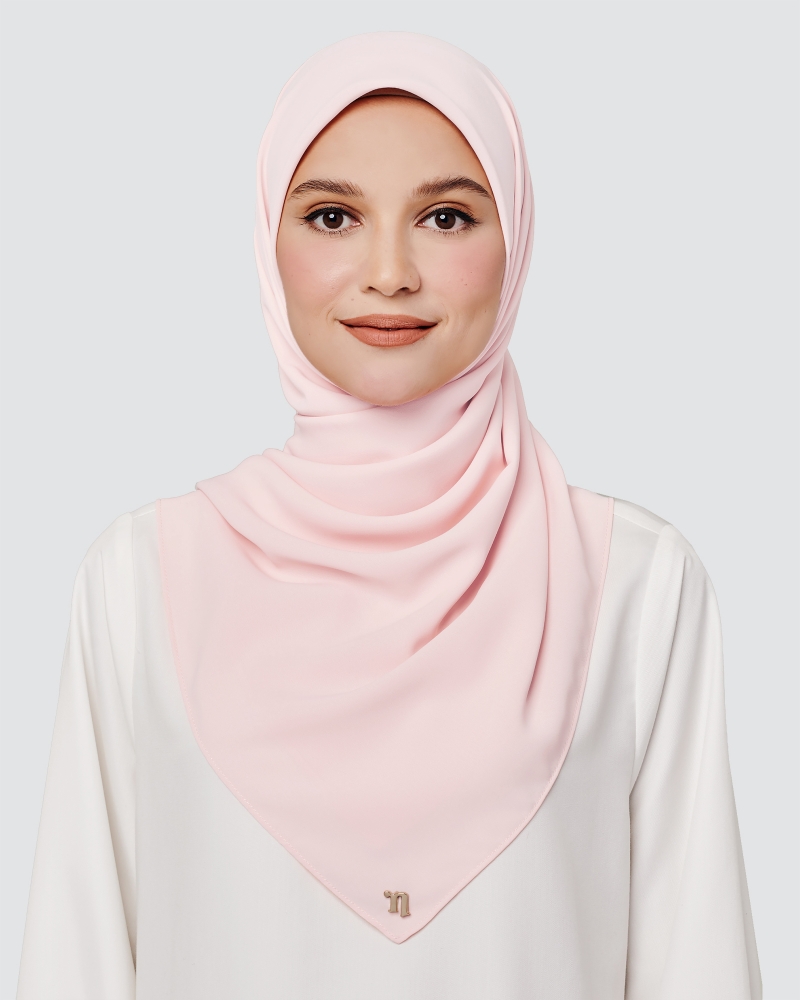 MAYA MATTE SATIN SQUARE - BABY PINK