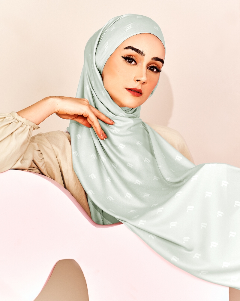 MODA MATTE SATIN SHAWL - ASH