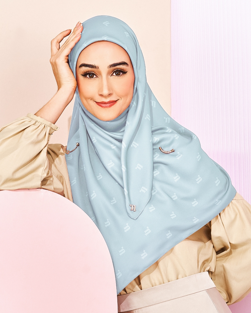 MODA MATTE SATIN SQUARE - SKY