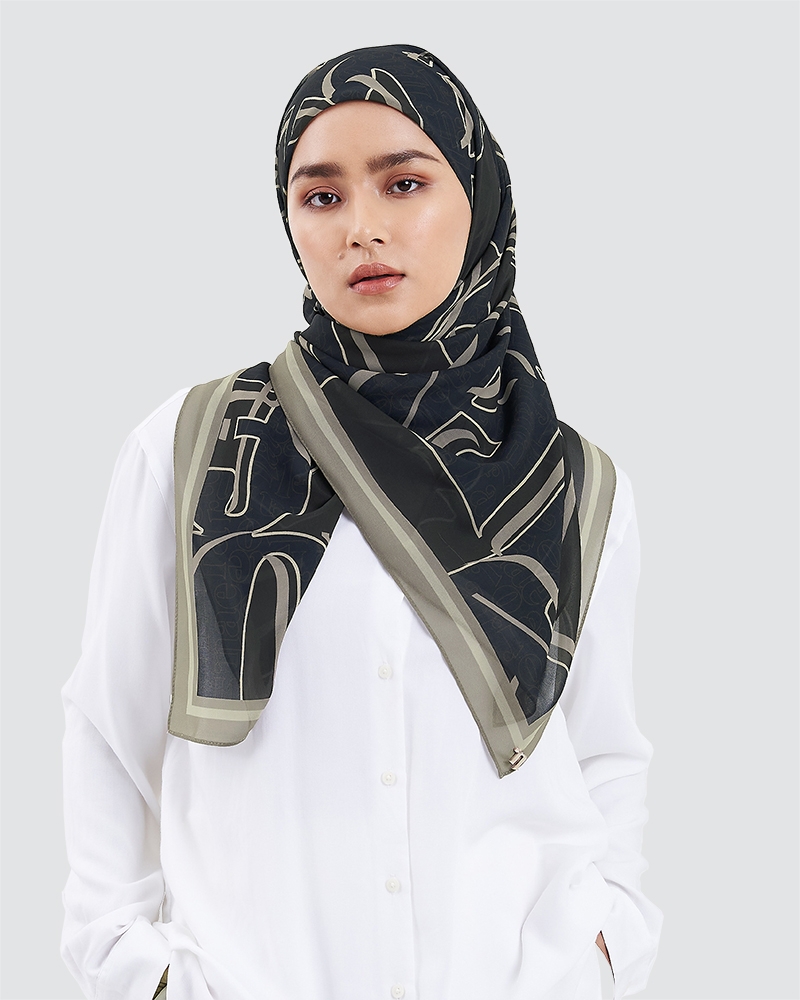 NAELOFAR MONOGRAM SQUARE - BLACK