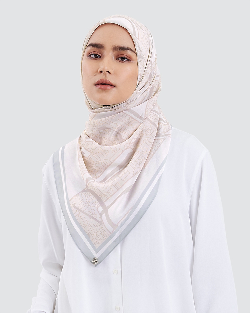 NAELOFAR MONOGRAM SQUARE - WHITE