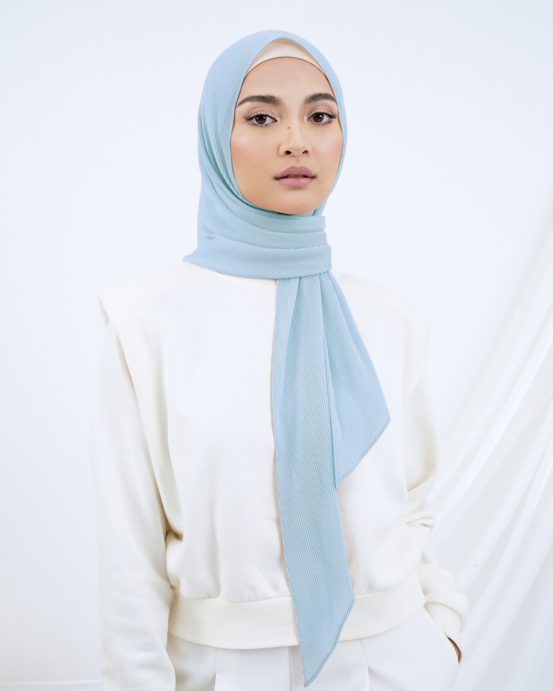 PIYA PLEATED TRIANGLE - ICY BLUE