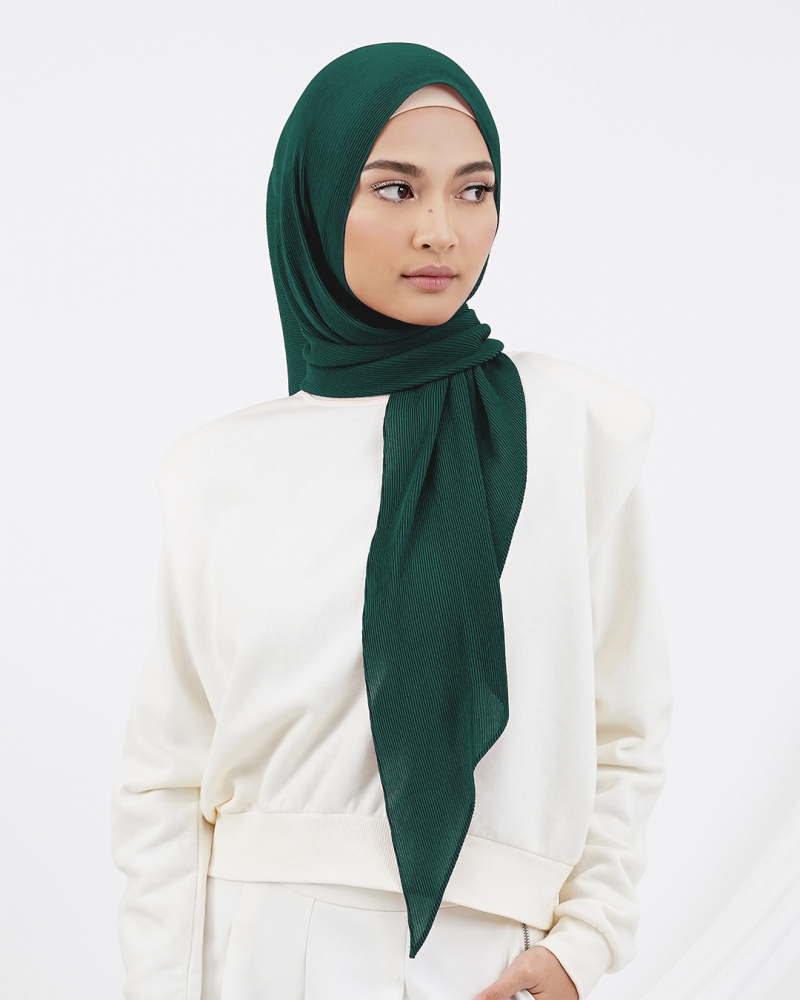 PIYA PLEATED TRIANGLE - PINE GREEN