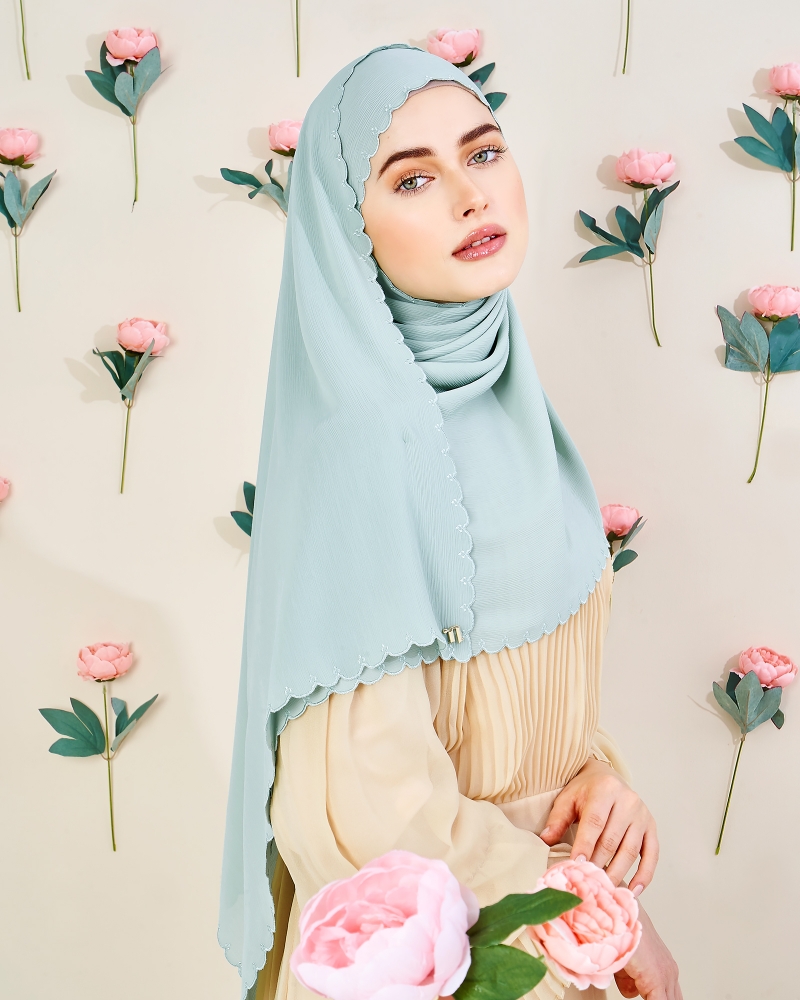 SALOMA EMBROIDERED TEXTURED SHAWL - SKY
