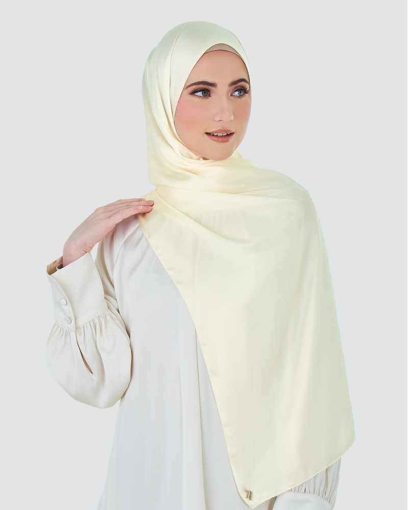 EILA SATIN SHAWL - COCONUT