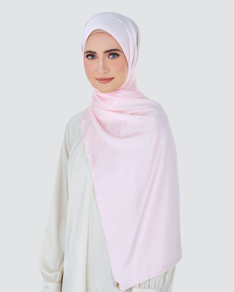 EILA SATIN SHAWL - SOFT PINK