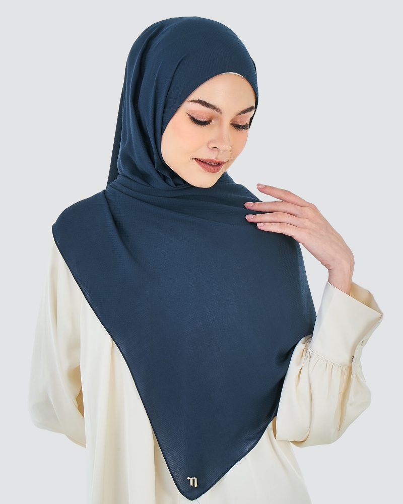  RANIA TEXTURED RAYON SHAWL - DARK NAVY