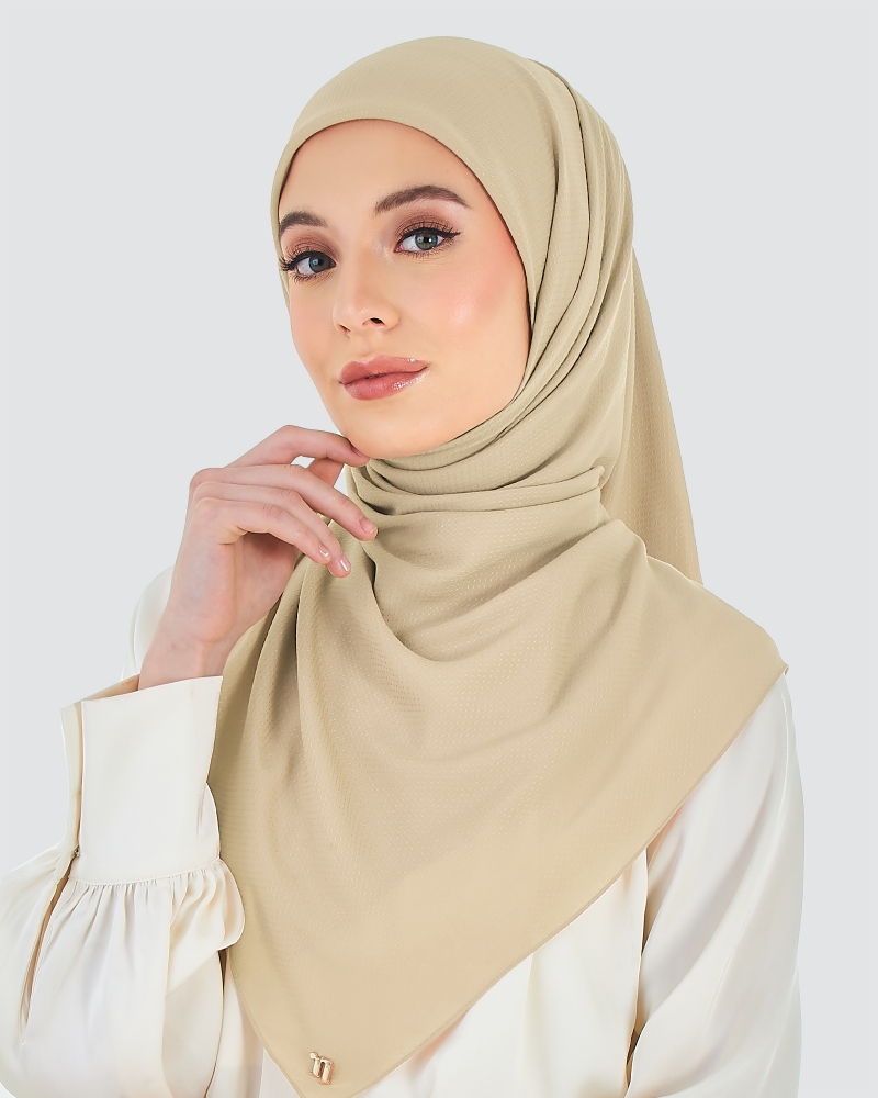 RANIA TEXTURED RAYON SQUARE - SAND