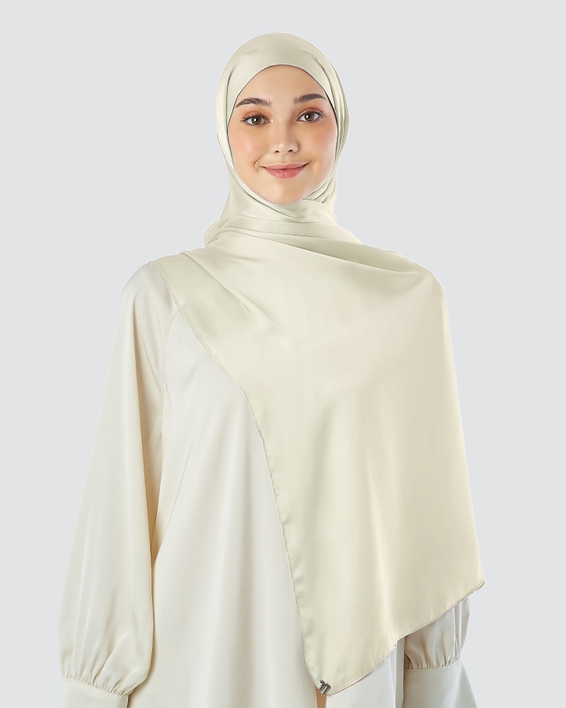 SWARA SATIN SHAWL - COCONUT