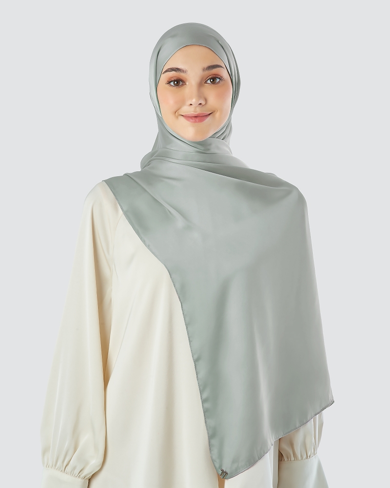 SWARA SATIN SHAWL - SMOKEY GREY