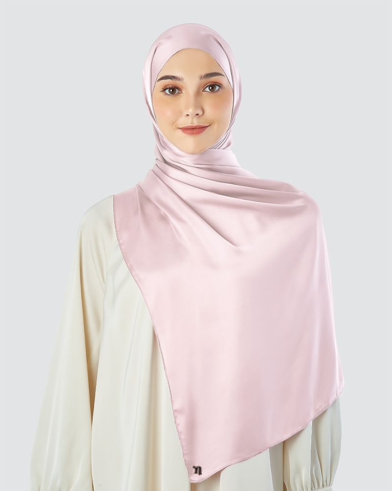 SWARA SATIN SHAWL - SOFT PINK