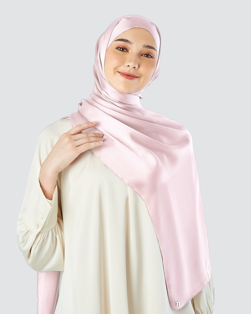 SWARA SATIN SHAWL - SOFT PINK