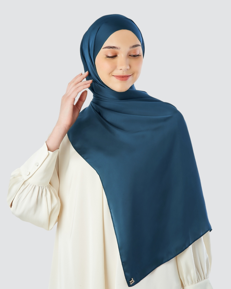 SWARA SATIN SHAWL - TWILIGHT BLUE