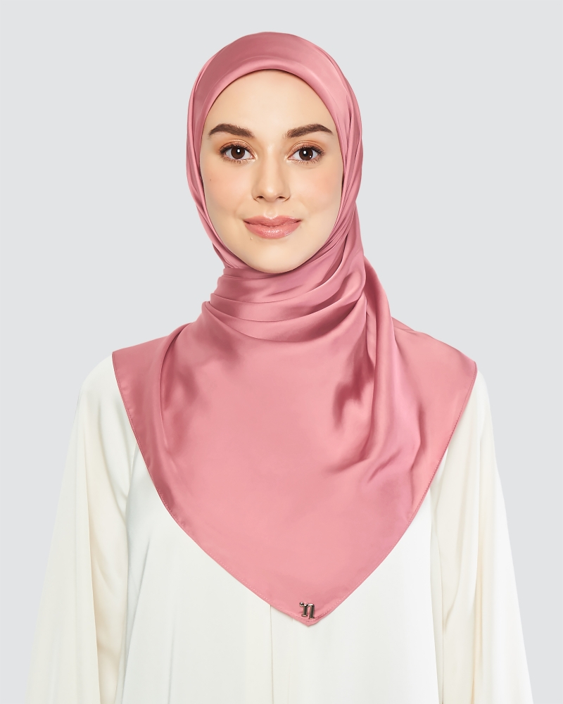 SWARA SATIN SQUARE - ROSE BLUSH