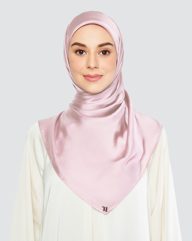 SWARA SATIN SQUARE - SOFT PINK