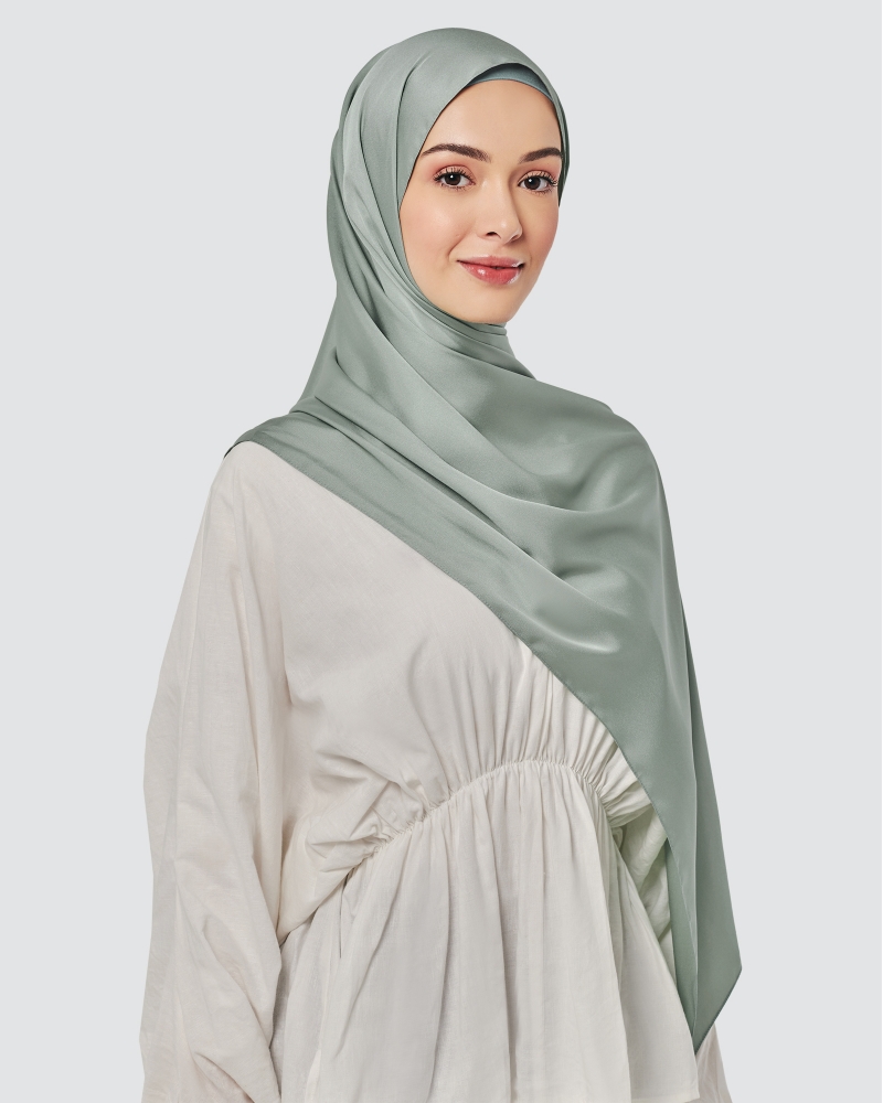 TAHIRA SATIN TWILL SHAWL - GREY