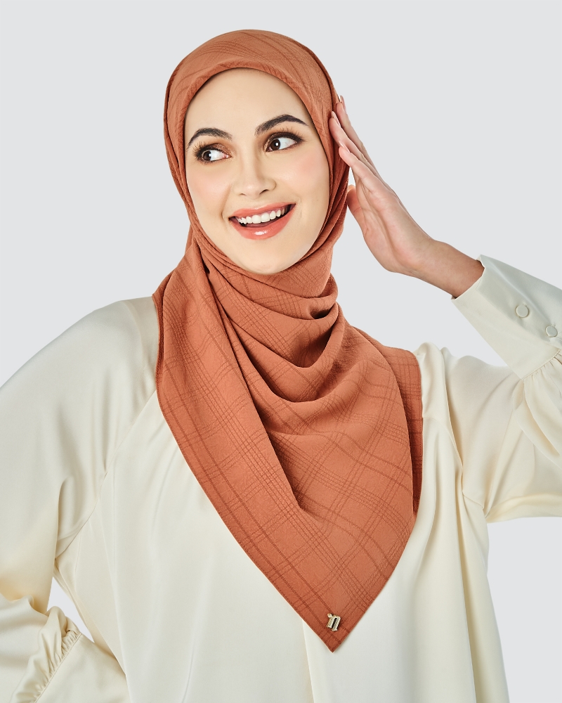 X-PRESS TEXTURED CHIFFON SQUARE - SPICE